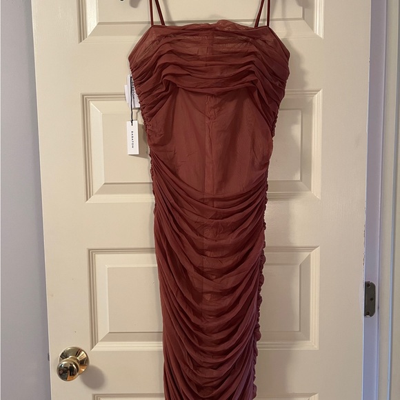 NWT Aritzia Ruched Mesh Dress - Picture 2 of 5